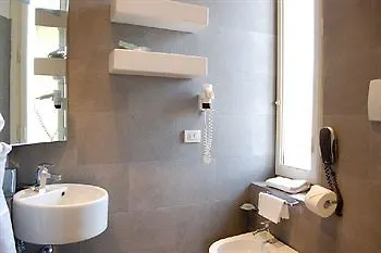Mediterraneo 3* מונטה קטיני טרמה